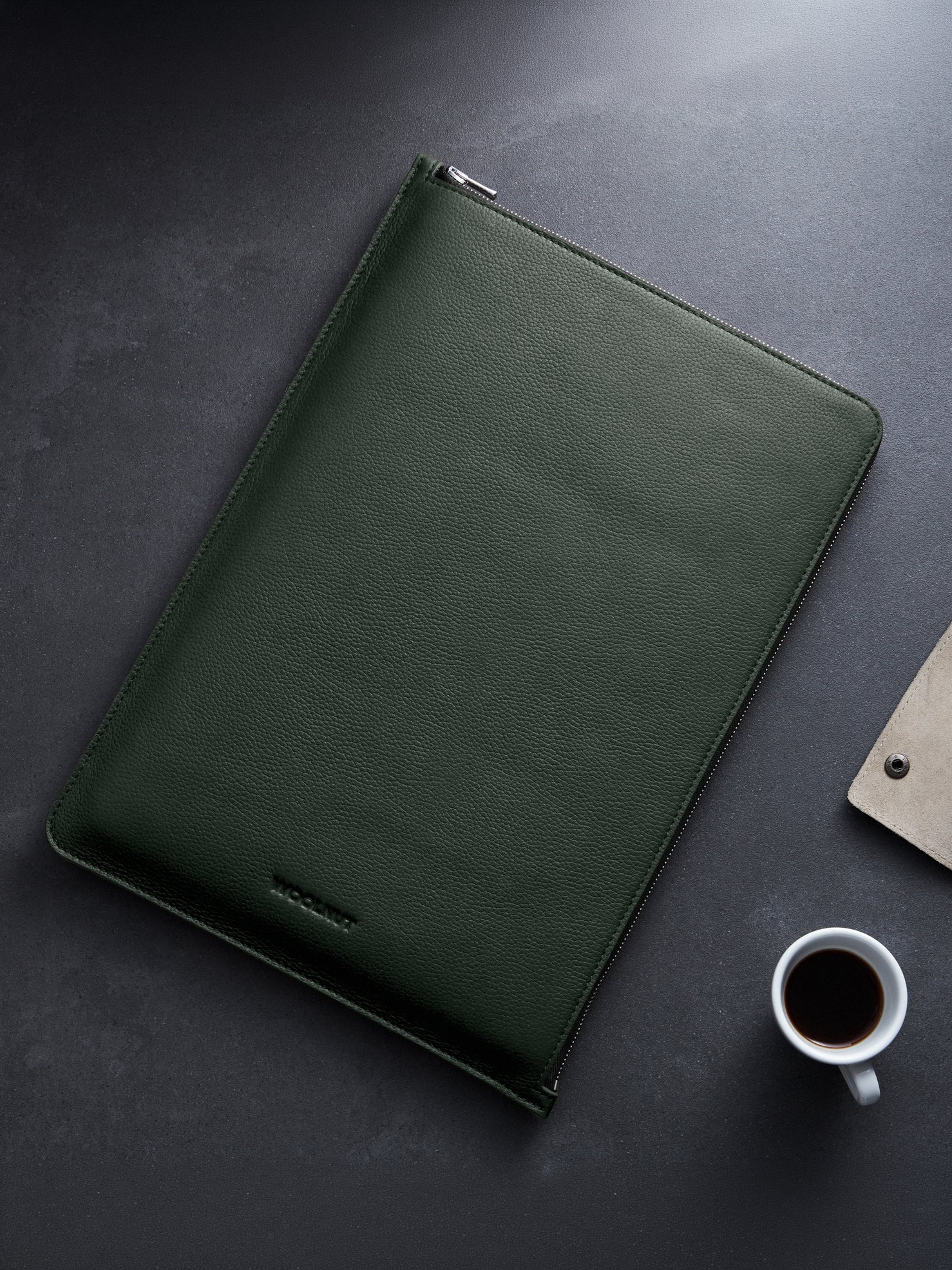 Woolnut Leather Folio for 16-inch MacBook Pro - Green