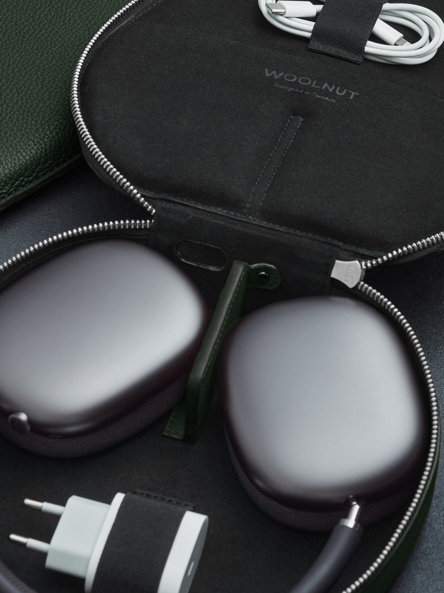 Woolnut Leather Case for AirPods Max - Green