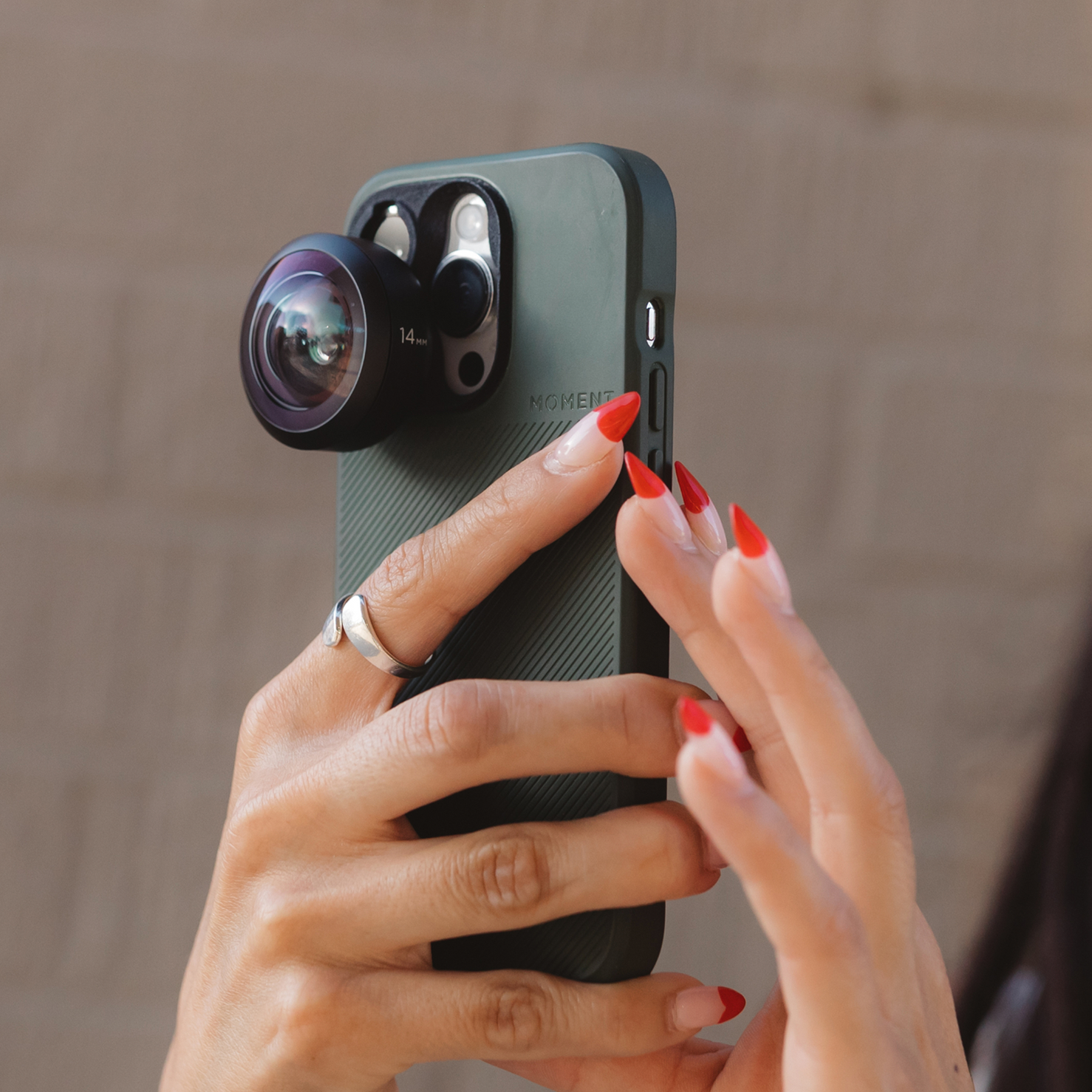 Moment Fisheye 14mm Mobile Lens - T-Series