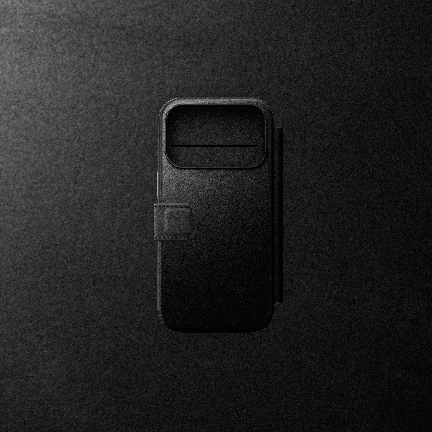 Folio Nomad Leather Black