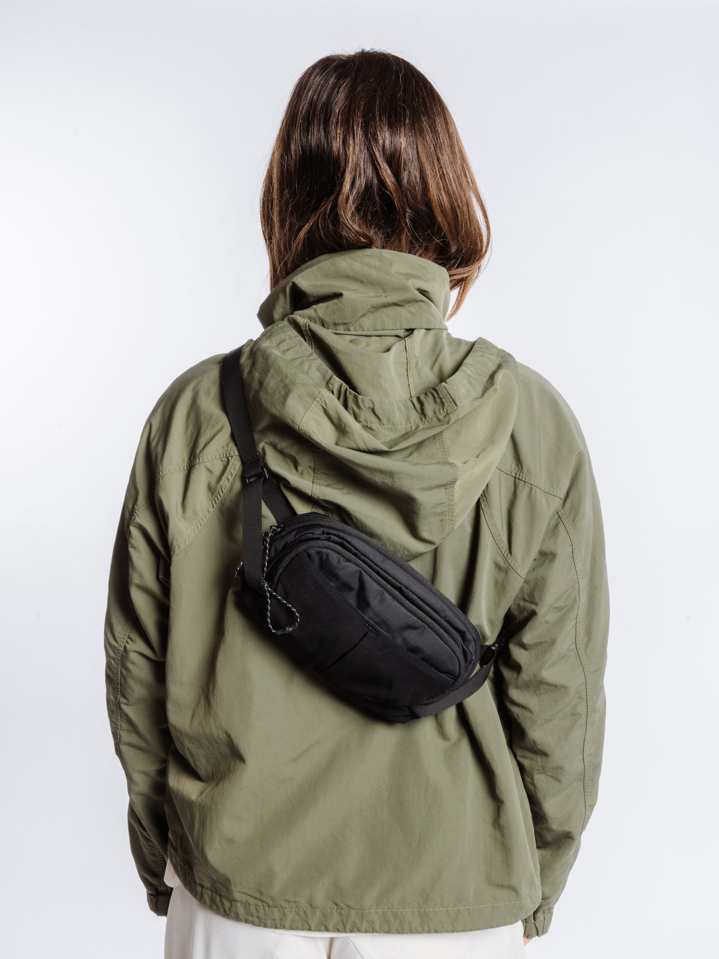 Moment Take Sling 1.5L - Black