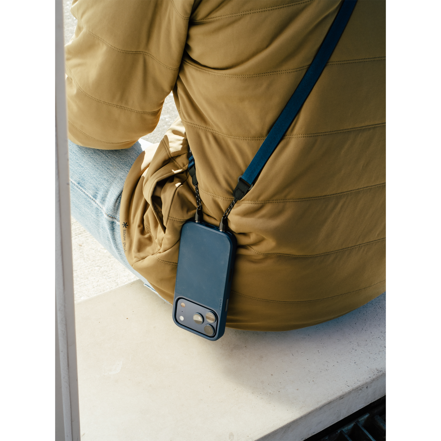 Moment Mobile Adjustable Crossbody Strap - Indigo