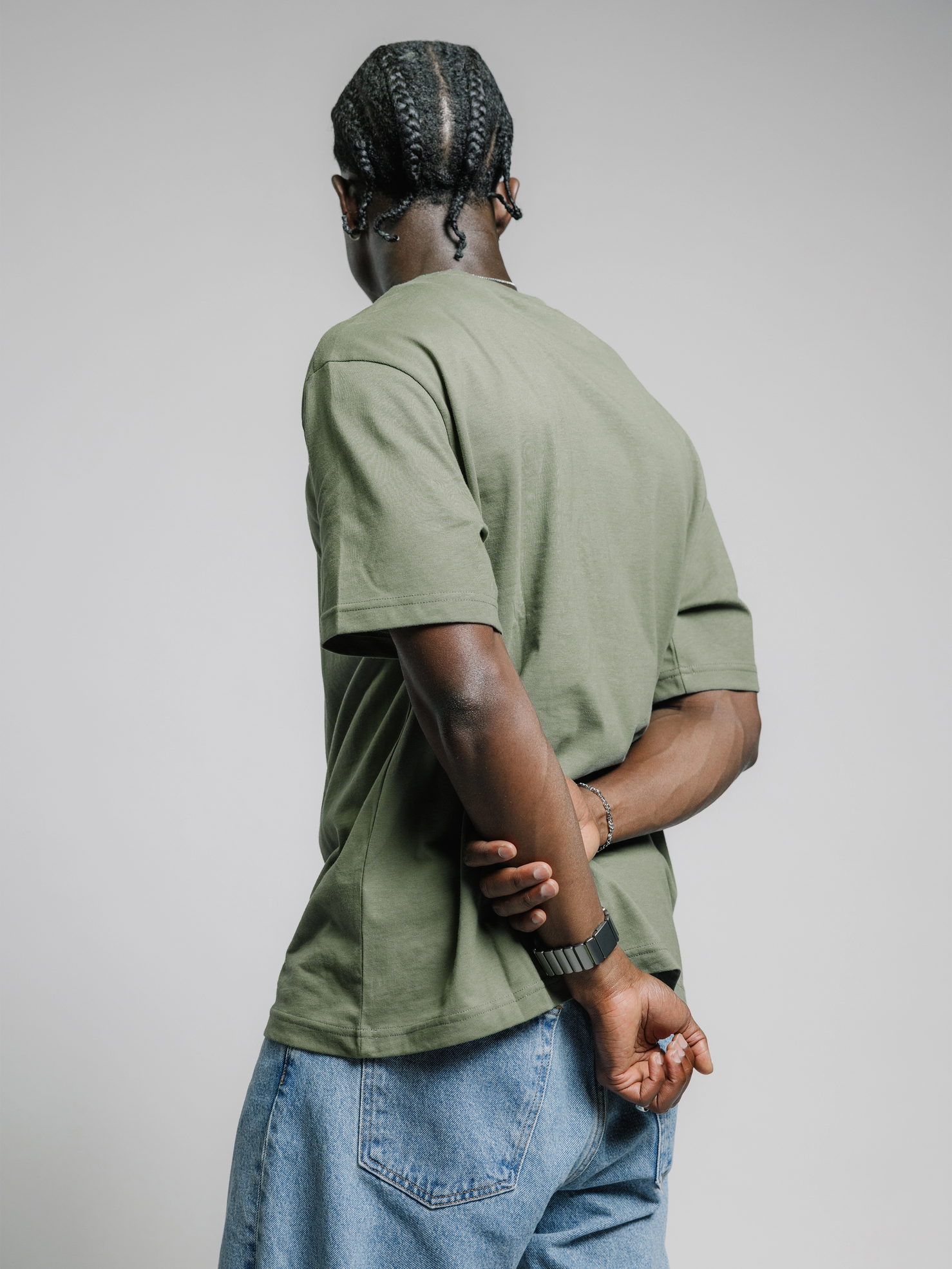 Nomad Stratos Band - 49mm - Black Titanium - Forest