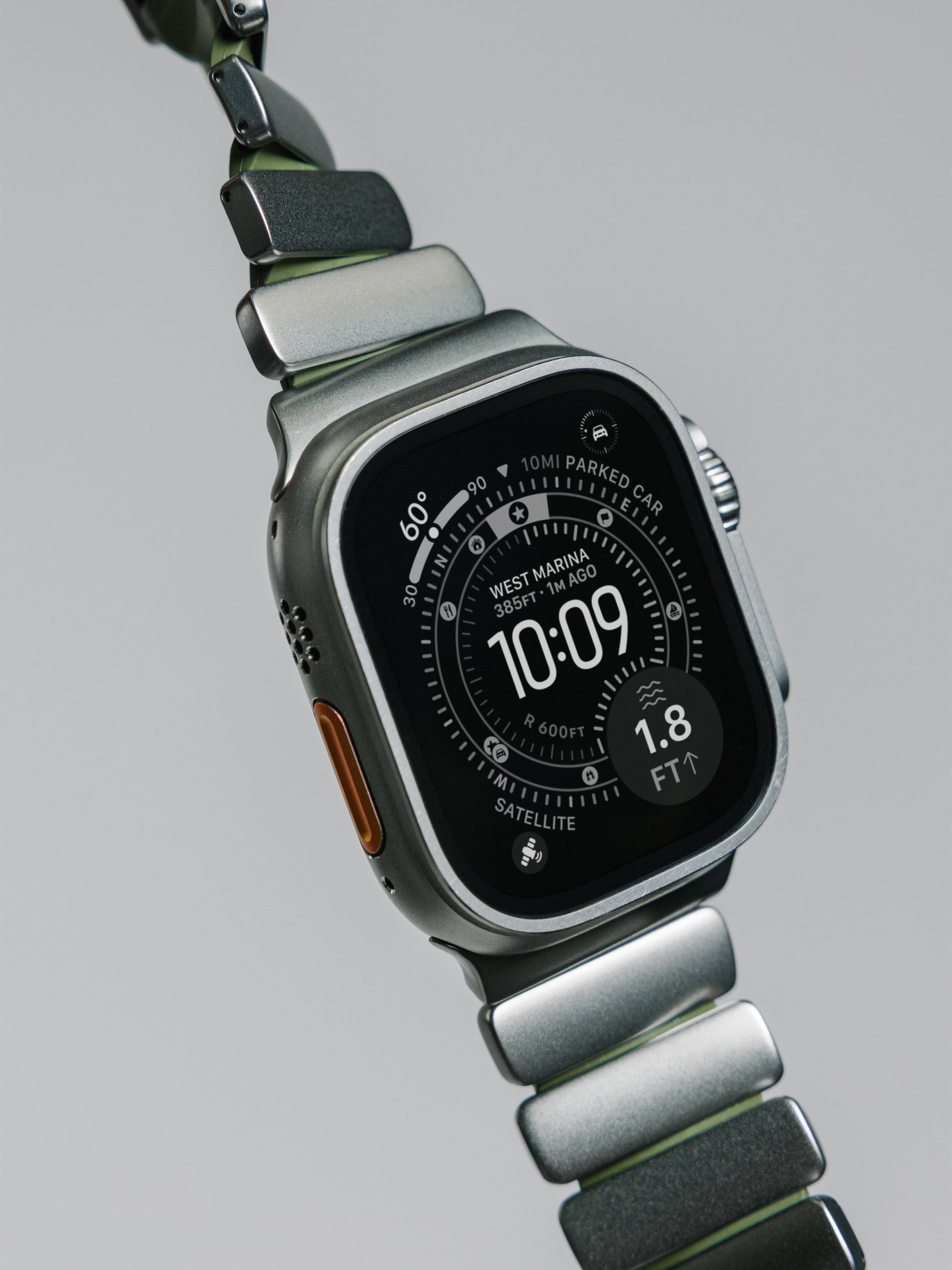 Nomad Stratos Band - 49mm - Natural Titanium - Forest