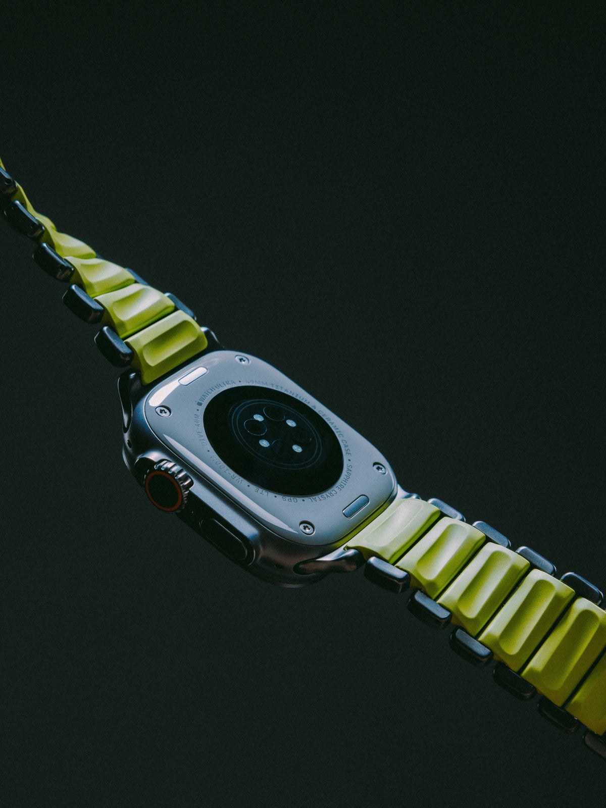 Nomad Stratos Band - 49mm - Natural Titanium - Volt