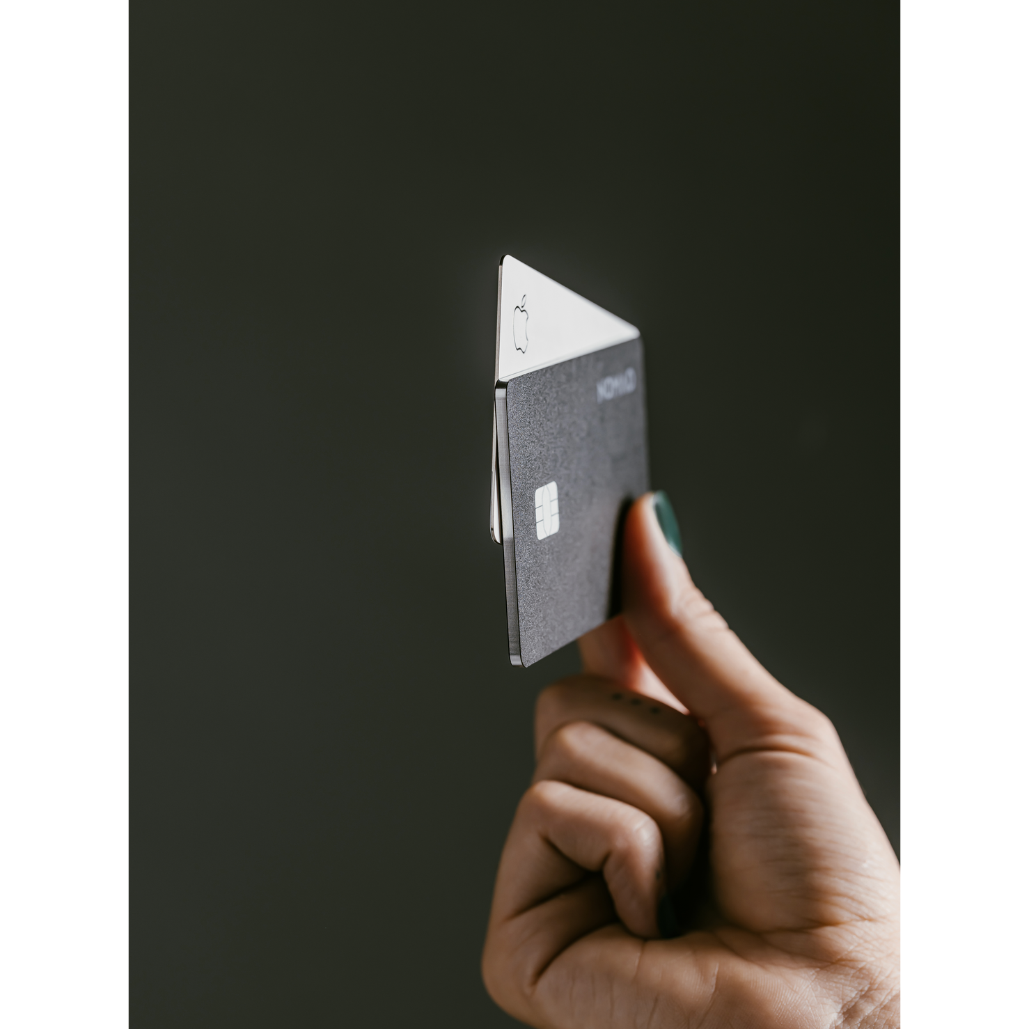 Nomad Tracking Card Pro for Apple Find My - White