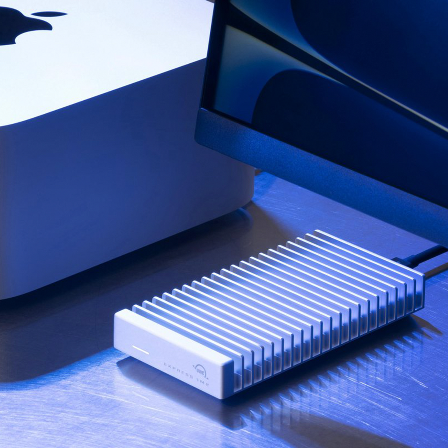 OWC Express 1M2 USB4 (40Gb/s) Bus-Powered Portable Storage Solution - 8TB NVMe SSD