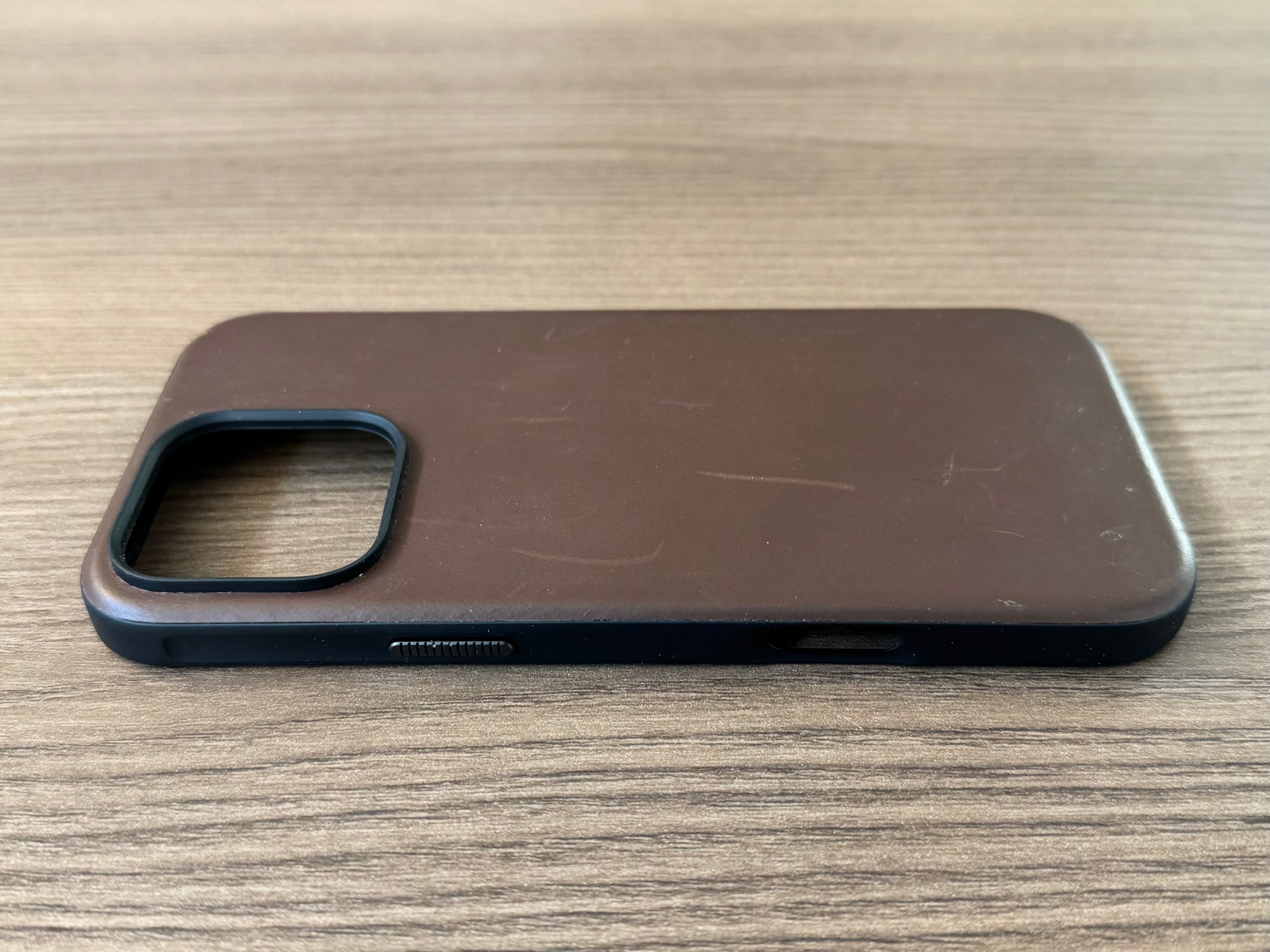 Nomad Modern Leather Case for iPhone 16 Pro Max - Brown - Open Box
