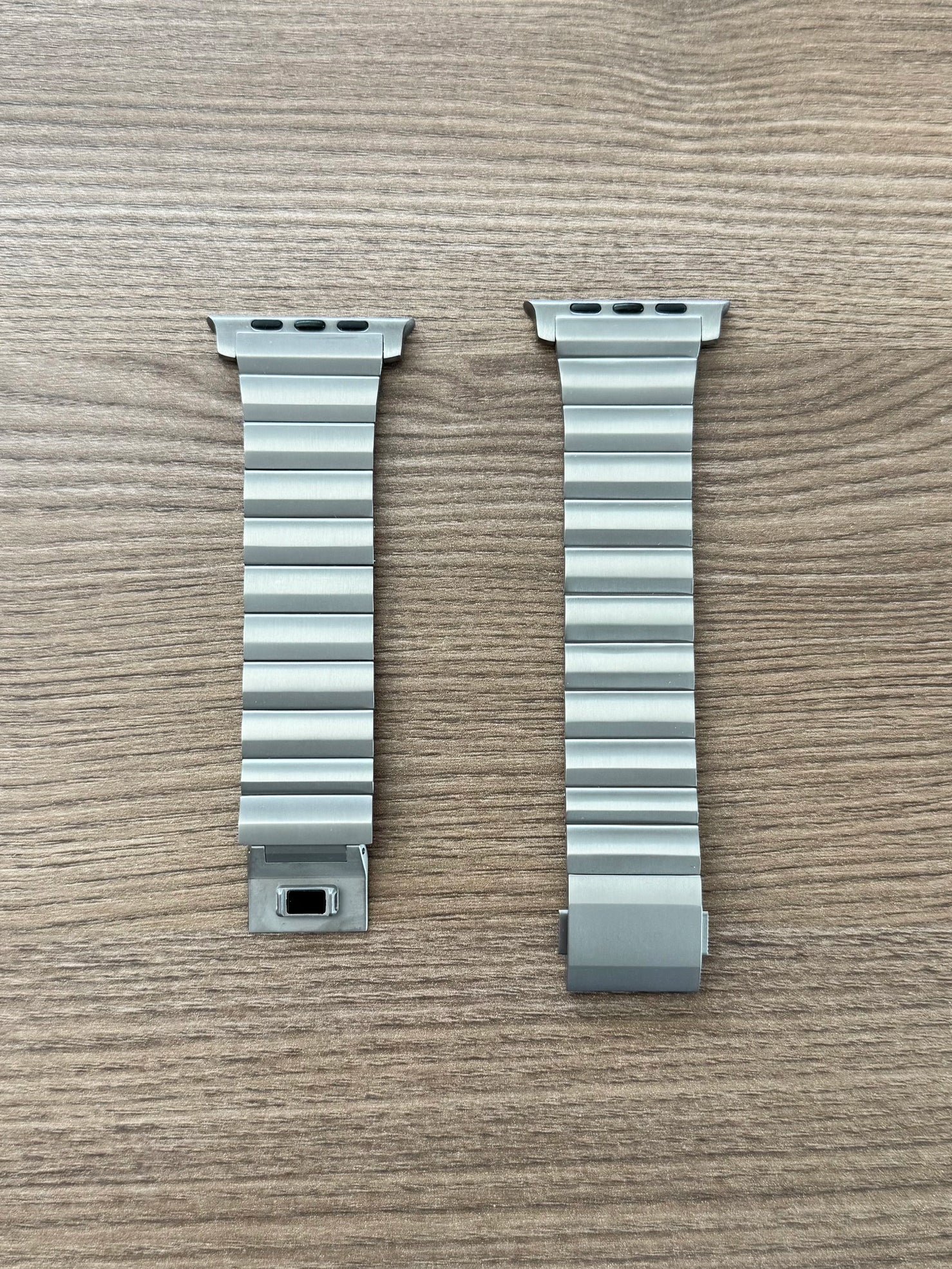 Nomad Titanium Band - 46/49mm - Natural - Open Box