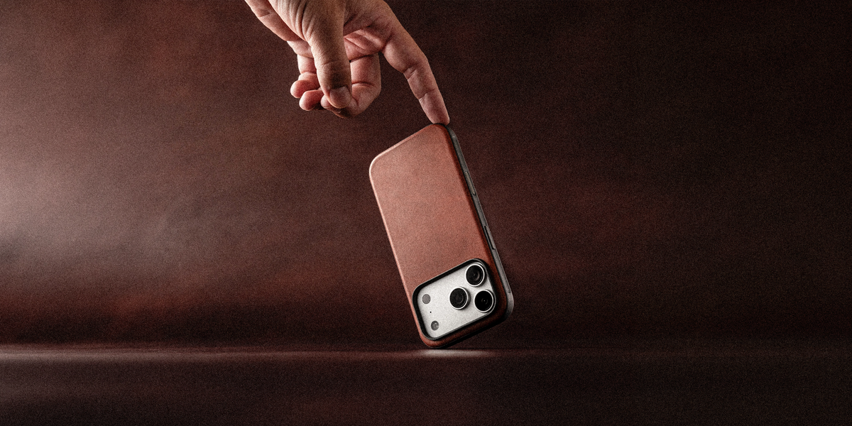 Nomad Modern Case with Horween Leather for iPhone 18 Pro Max - Olde Dublin