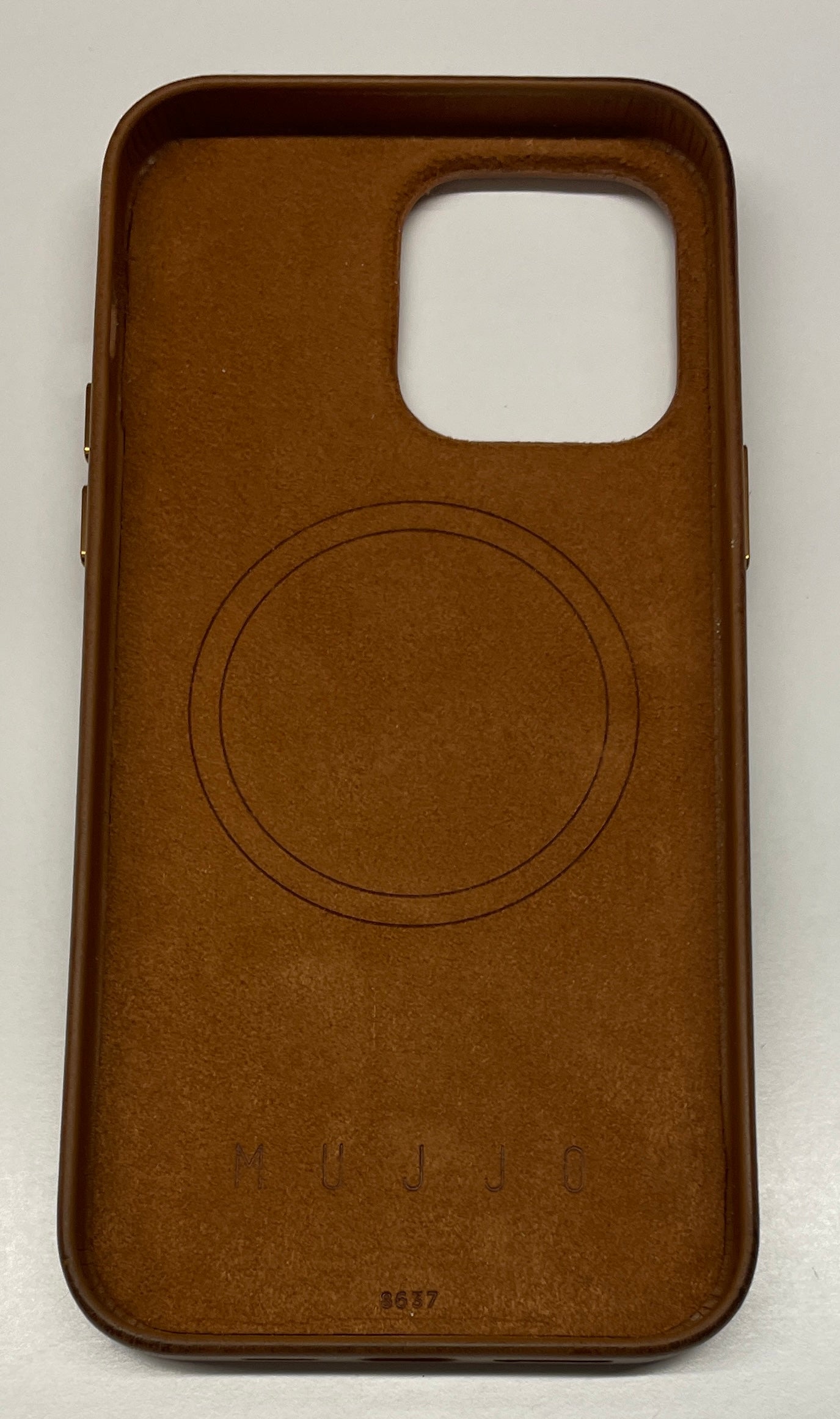 Mujjo Full Leather Case with MagSafe for iPhone 14 Pro Max - Tan - Open Box